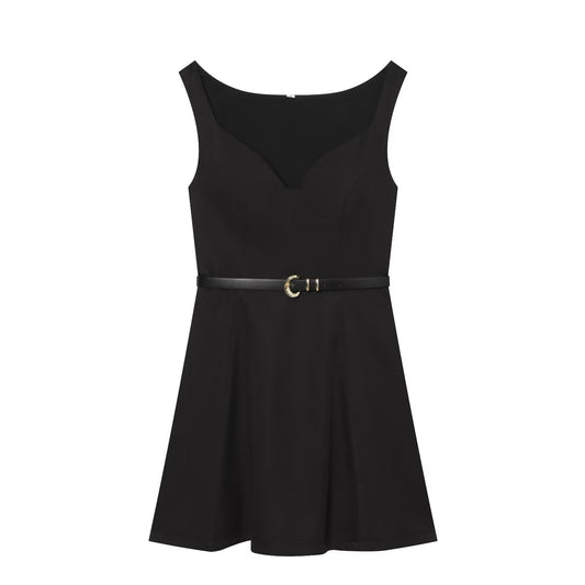 Spicy girl with belt mini dress